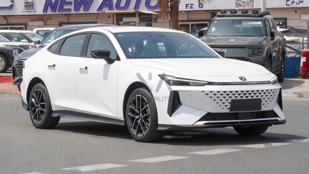 Changan Uni - V Smart Coo l White - Black 2024 vehicle at New Auto FZCO