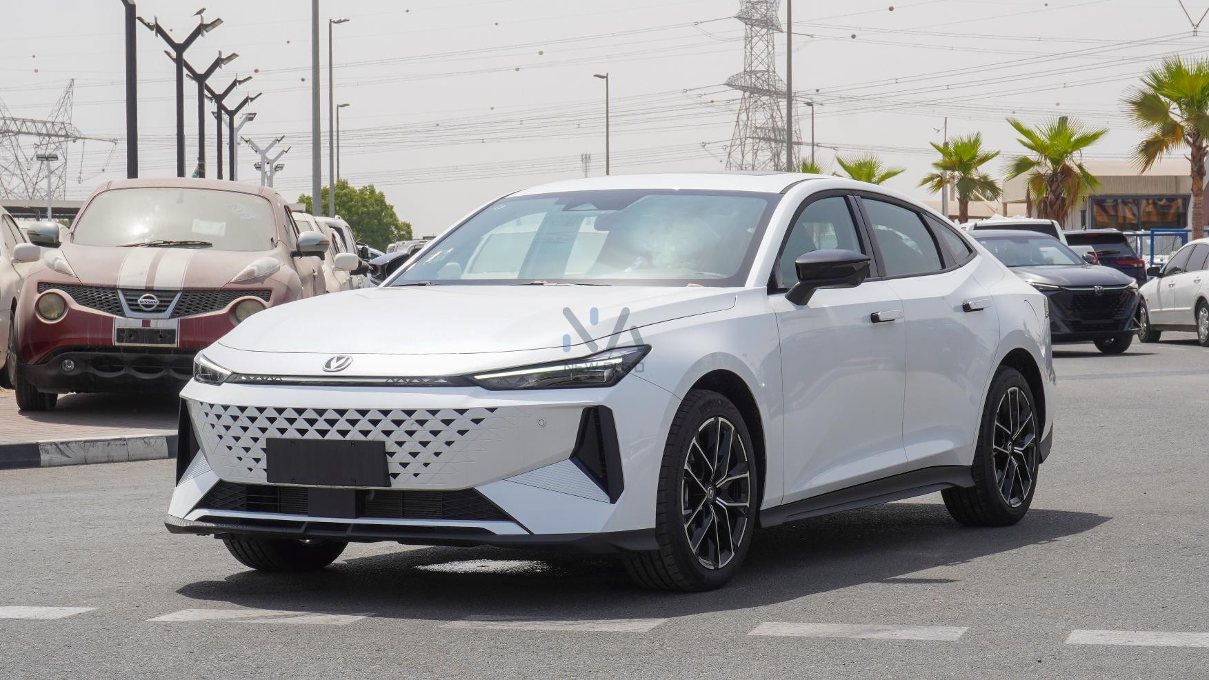 Changan Uni-V Smart Coo l(N-UNI-V-1.5-24 ) White-Black 2024