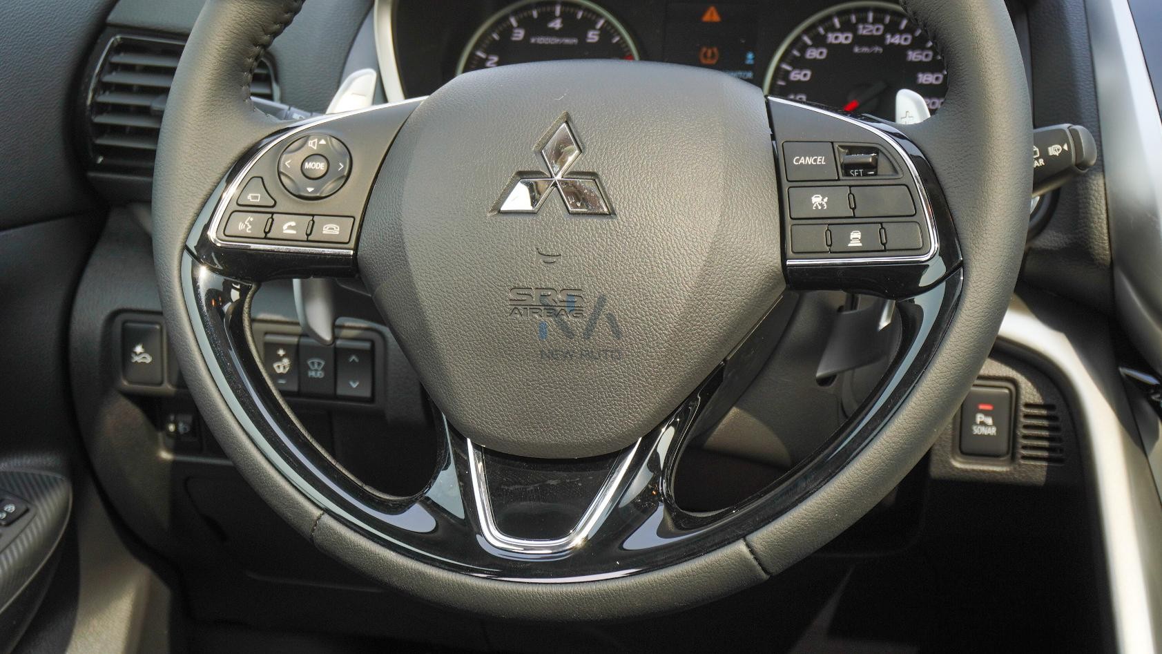 Mitsubishi Eclipse Cross (ECLIPSECROSS-GLS-HL-26) Grey-Black 2026