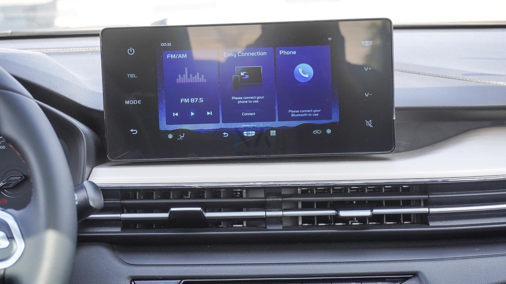 Geely GX3 PRO (N-GX3-PRO-1.5-26) White – Black 2026