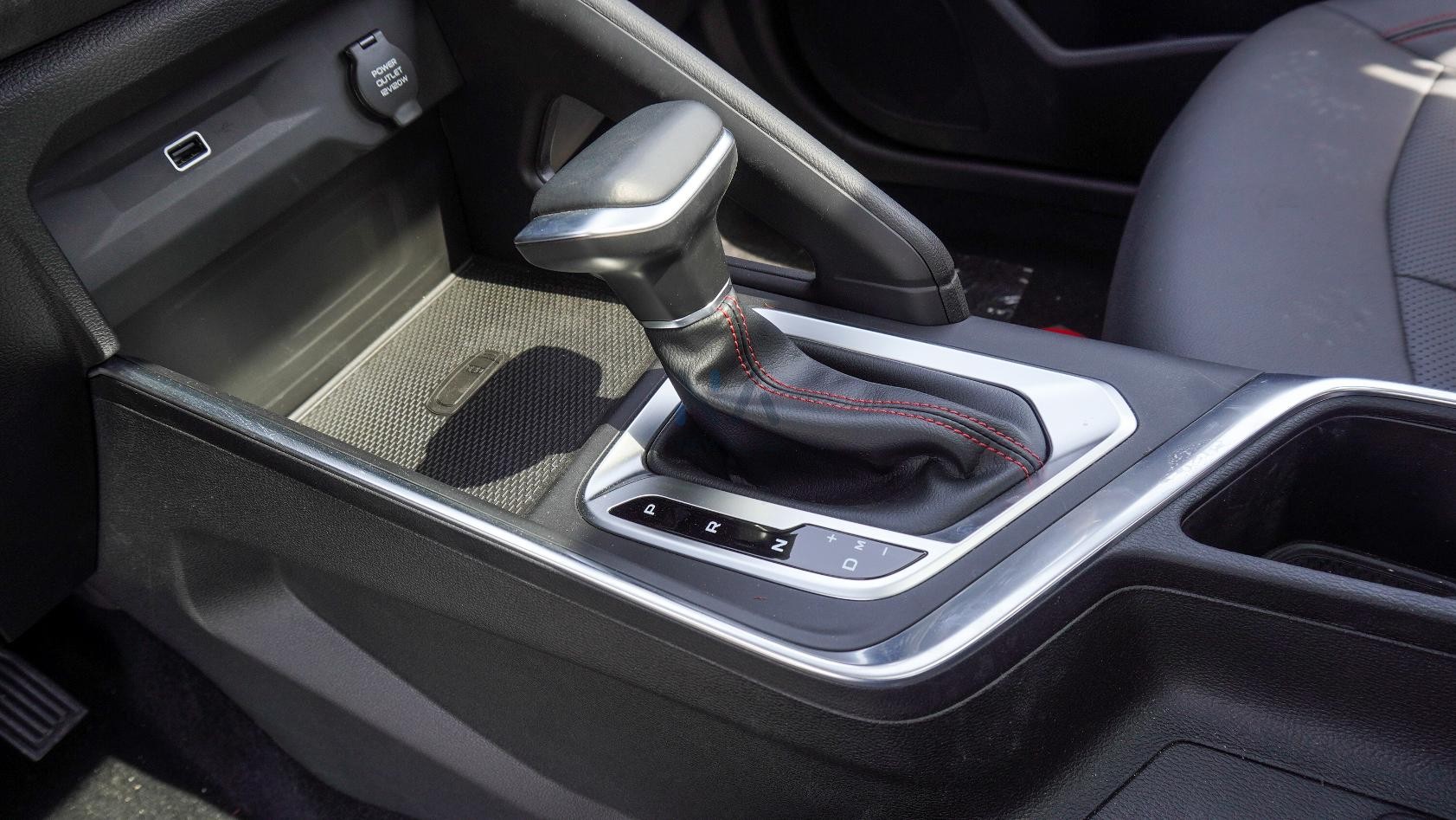 Geely GX3 PRO (N-GX3-PRO-1.5-26) White – Black 2026