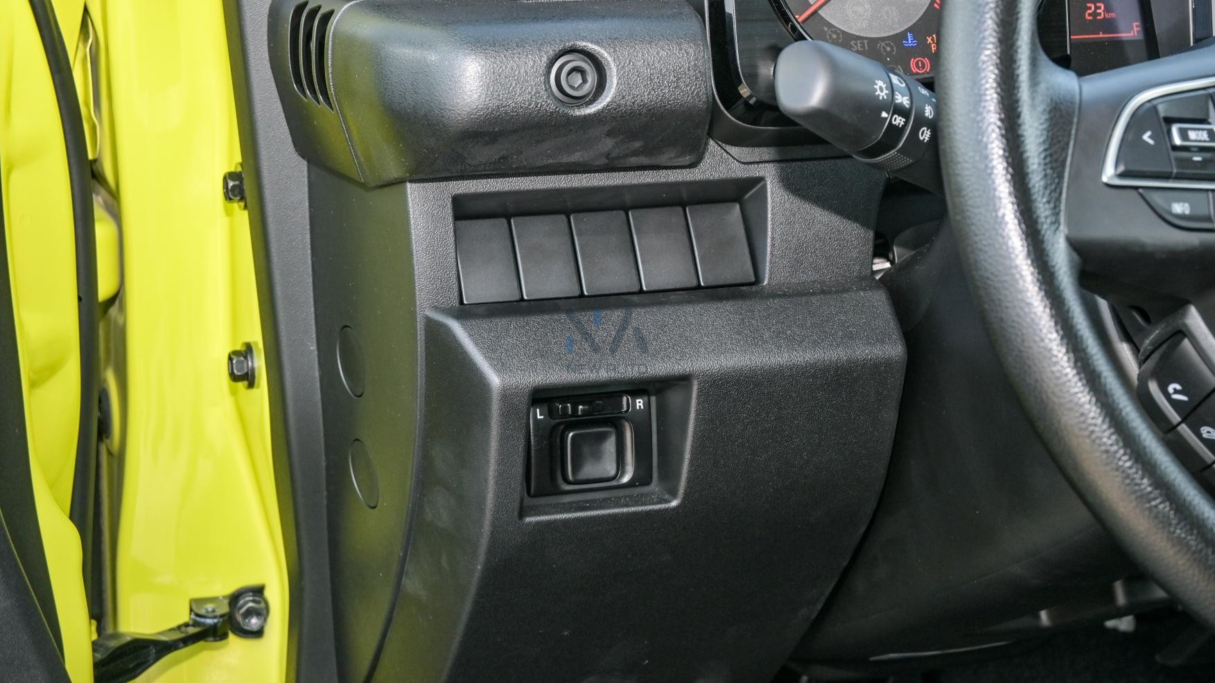 JIMNY (N-JIMNY-P-1.5-24)Yellow-Black2024