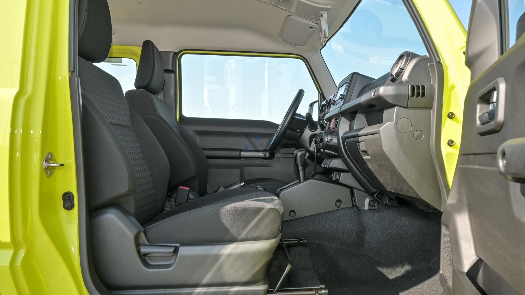 JIMNY (N-JIMNY-P-1.5-24)Yellow-Black2024