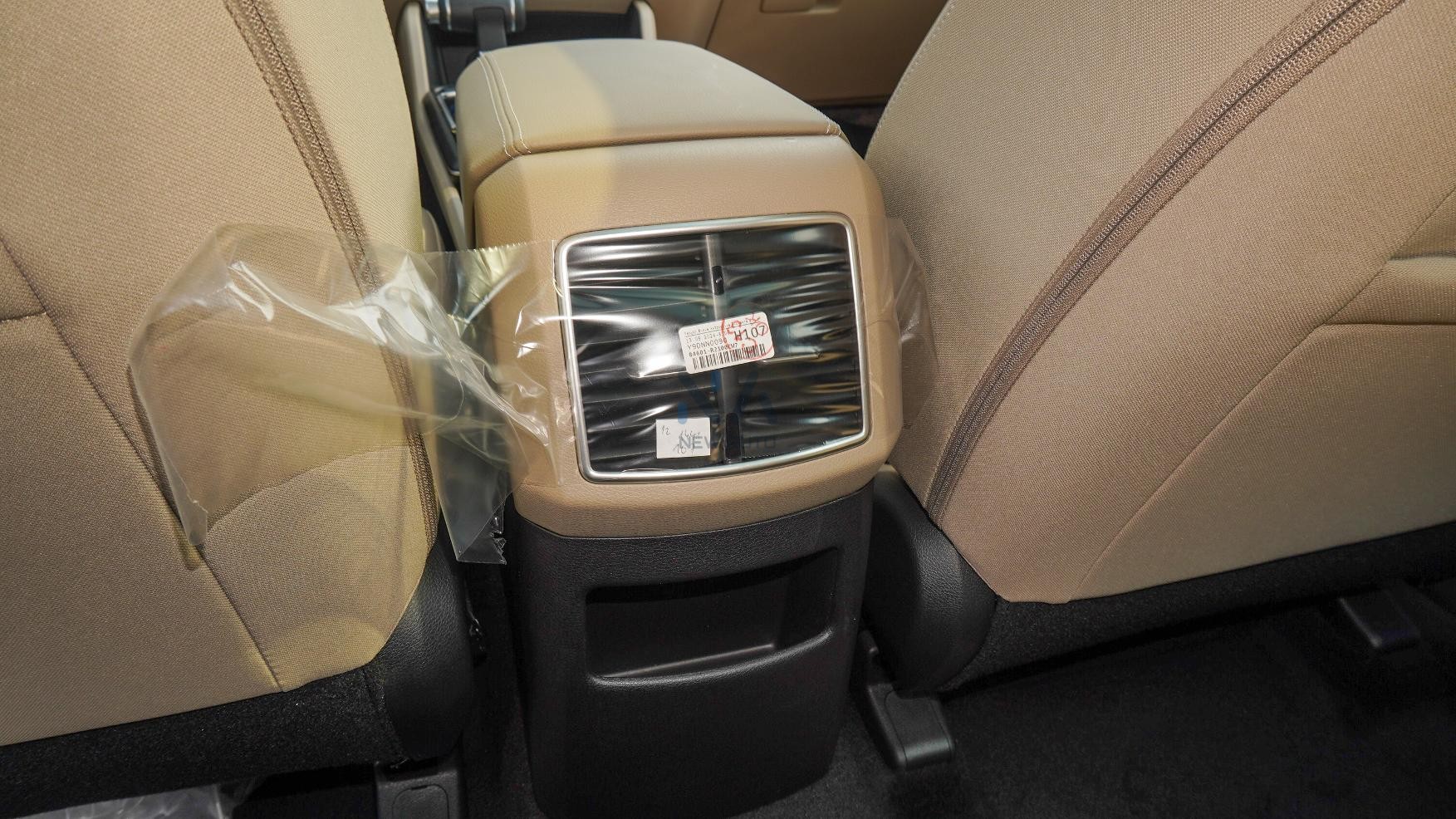 Kia Sportage (N-KIA-SP-2W-1.6 )Silver-Beige 2025