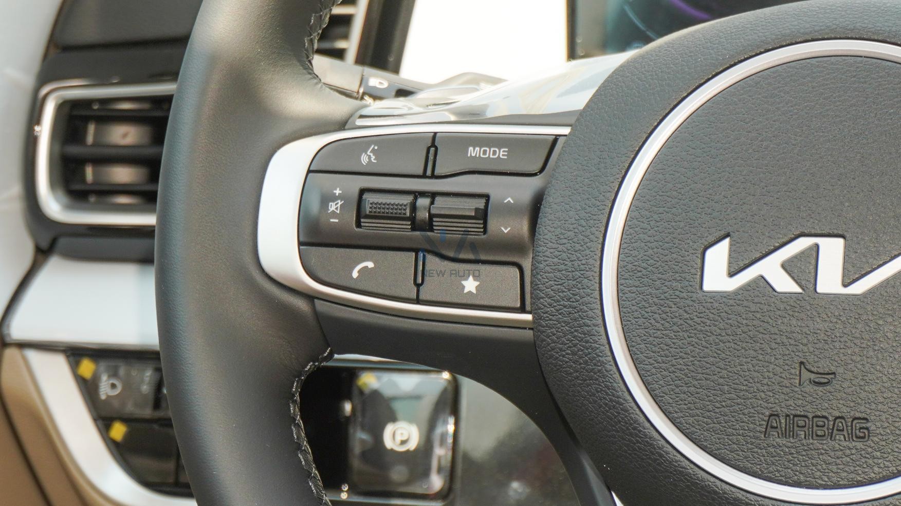 Kia Sportage (N-KIA-SPO-1.6-25) Red Beige 2025