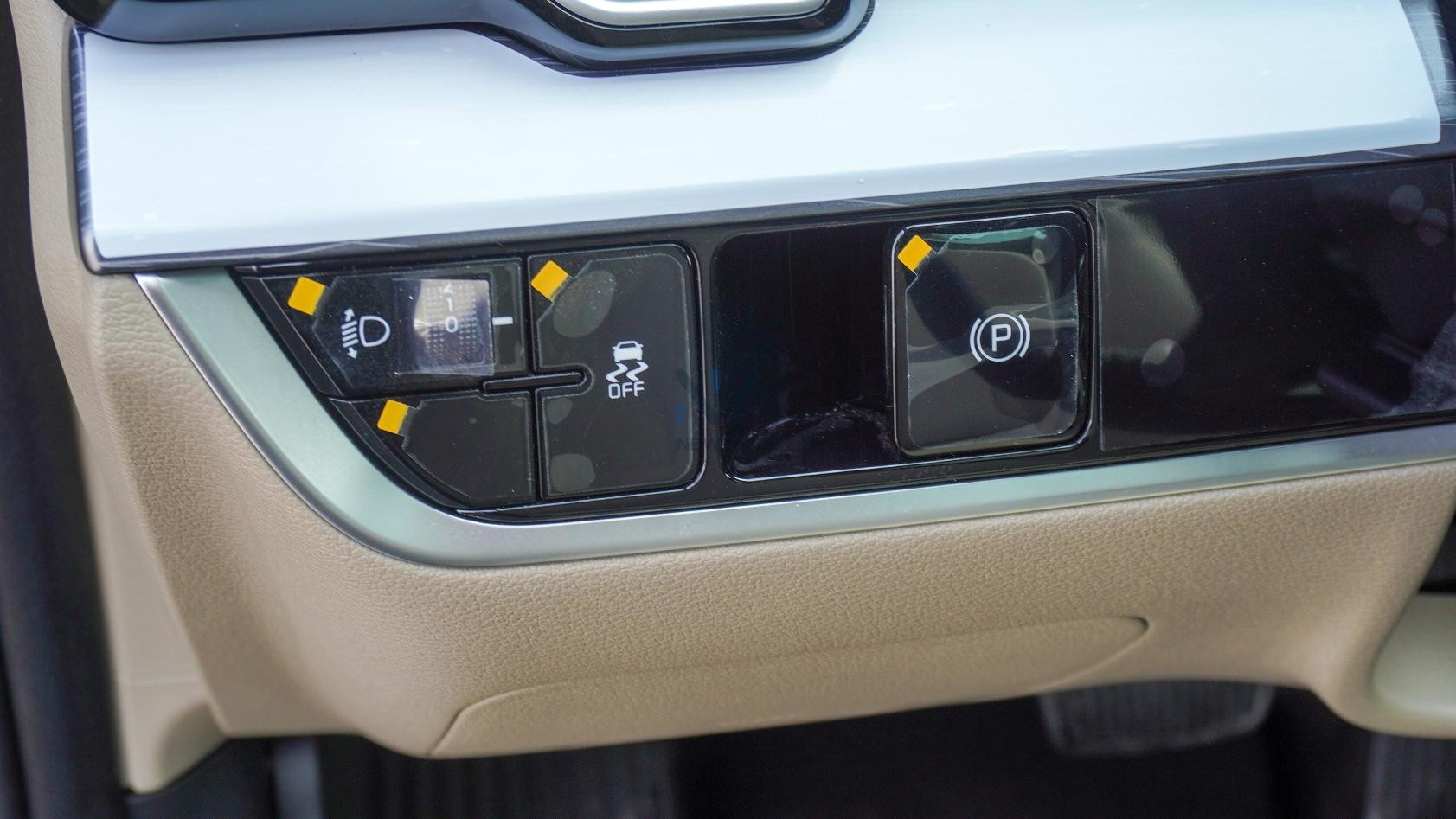 Kia Sportage (N-KIA-SPO-1.6-26) Grey – Beige 2026