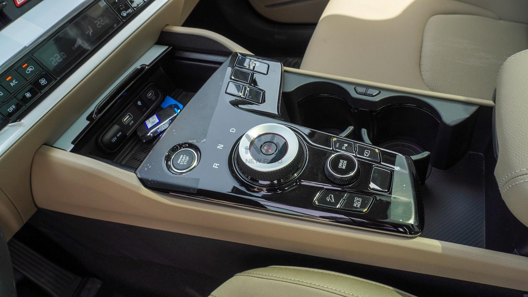 Kia Sportage (N-KIA-SPO-1.6-26) Silver-Beige 2026