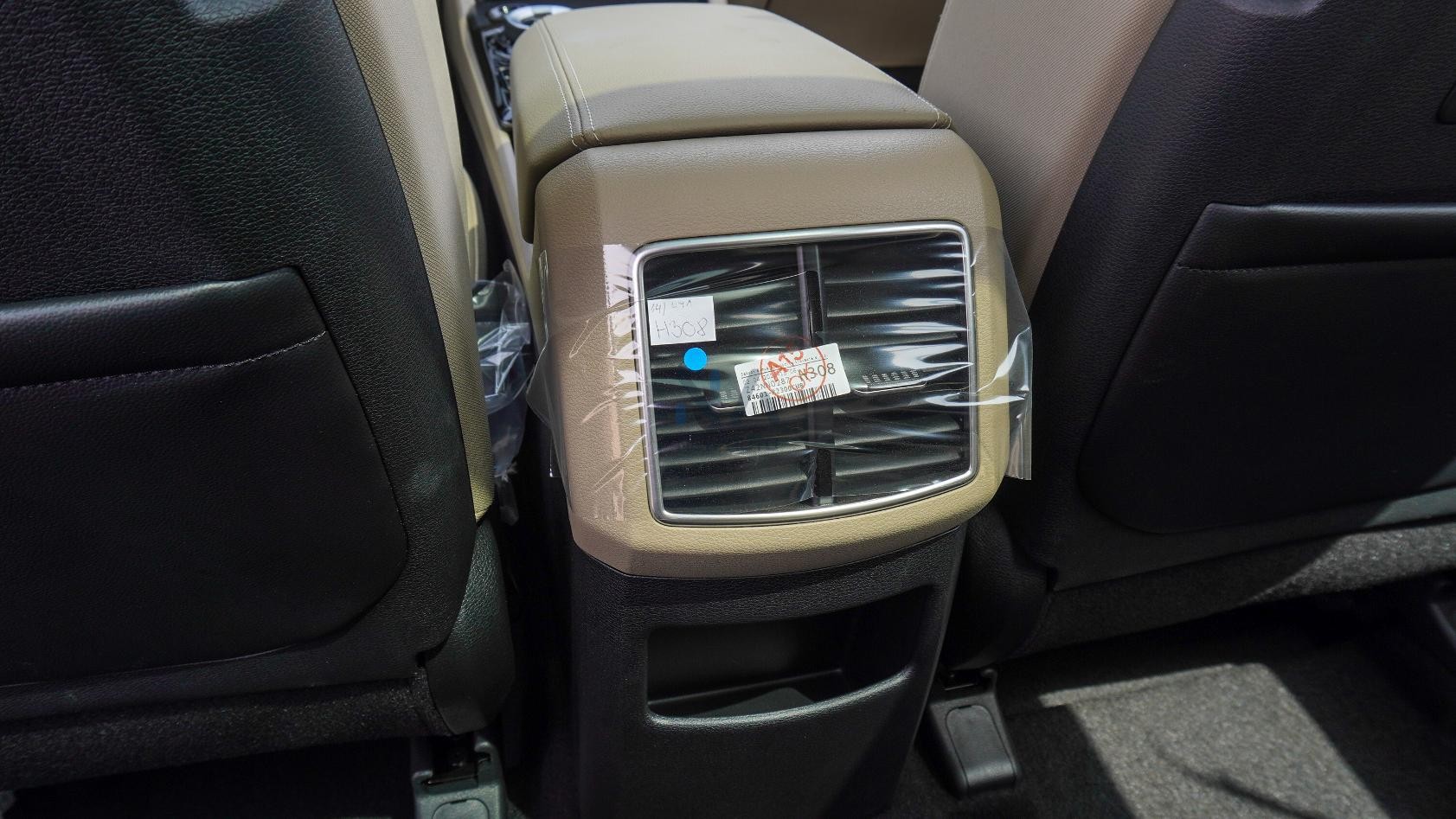 Kia Sportage (N-KIA-SPO-1.6-26) Silver-Beige 2026