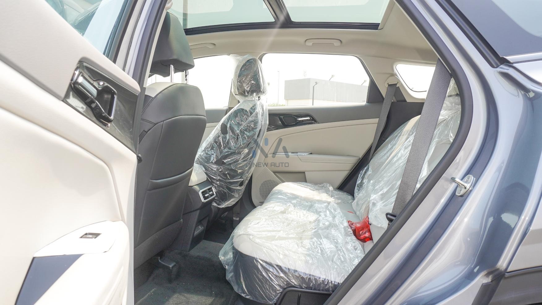 Kia Sportage (N-KIA-SPO-2WD-25) Grey-Beige 2025