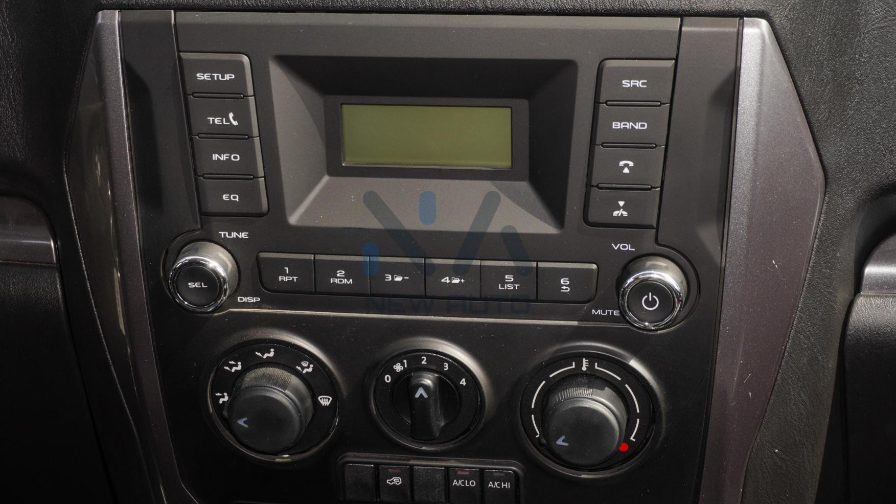 Mahindra Pik Up Double Cabin (N-SC-PKP-2.2-25) White-Black 2025