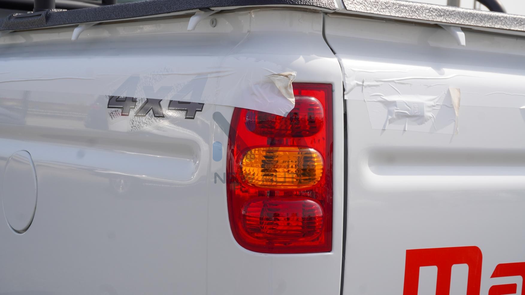 Mahindra Pik Up Double Cabin (N-SC-PKP-2.2-25) White-Black 2025