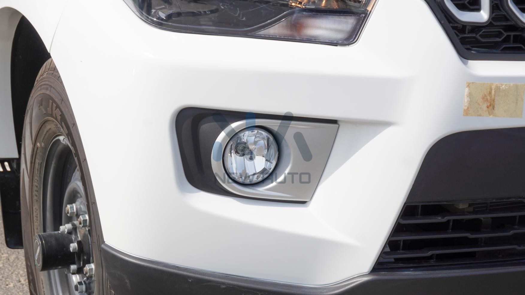 Mahindra Pik Up Double Cabin (N-SC-PKP-2.2-25) White-Black 2025