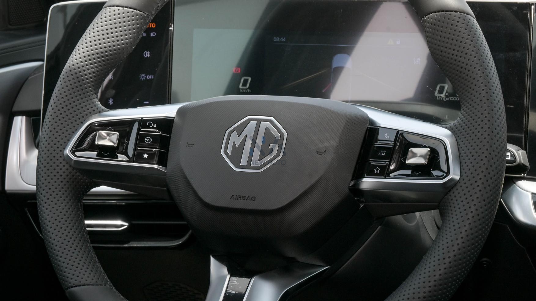 MG One Deluxe (N-DEL-ONE-1.5-24)Grey – Black 2024