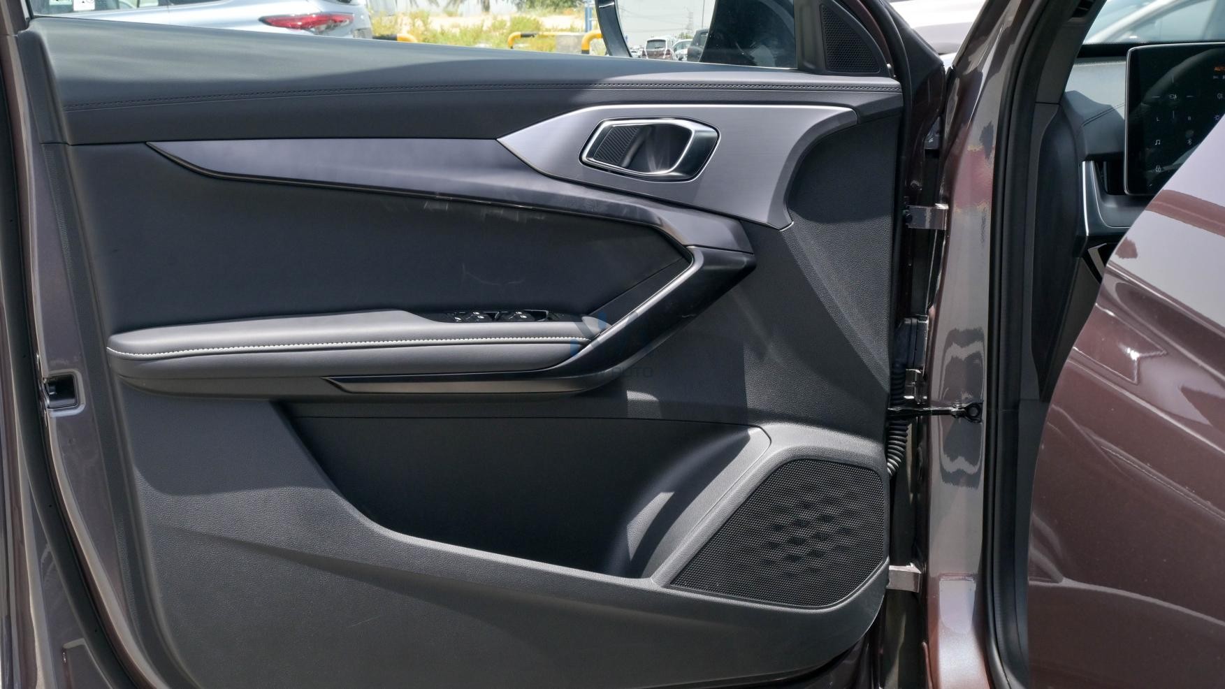 MG One Deluxe (N-DEL-ONE-1.5-24)Grey – Black 2024