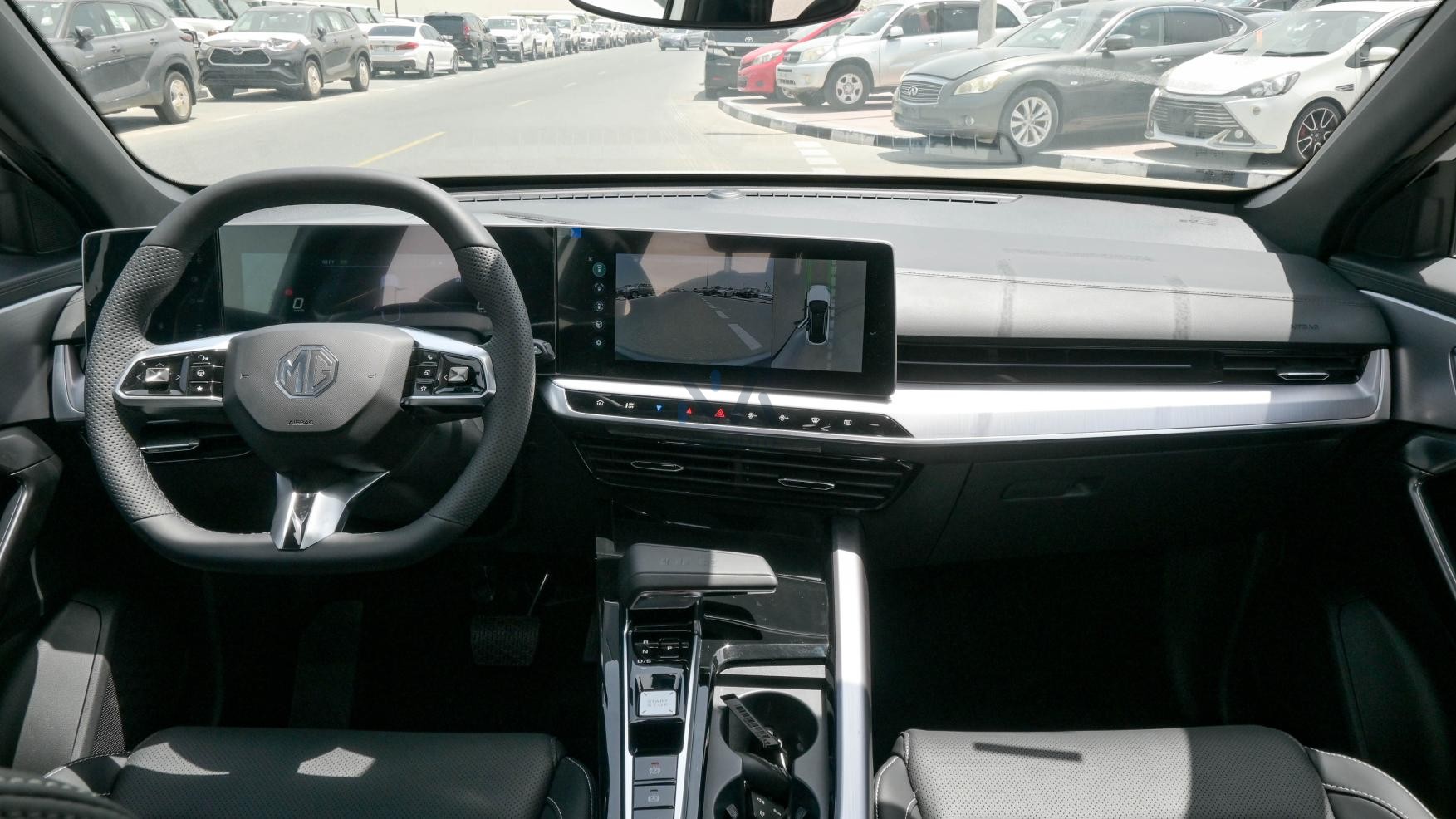 MG One Deluxe (N-DEL-ONE-1.5-24) White – Black 2024