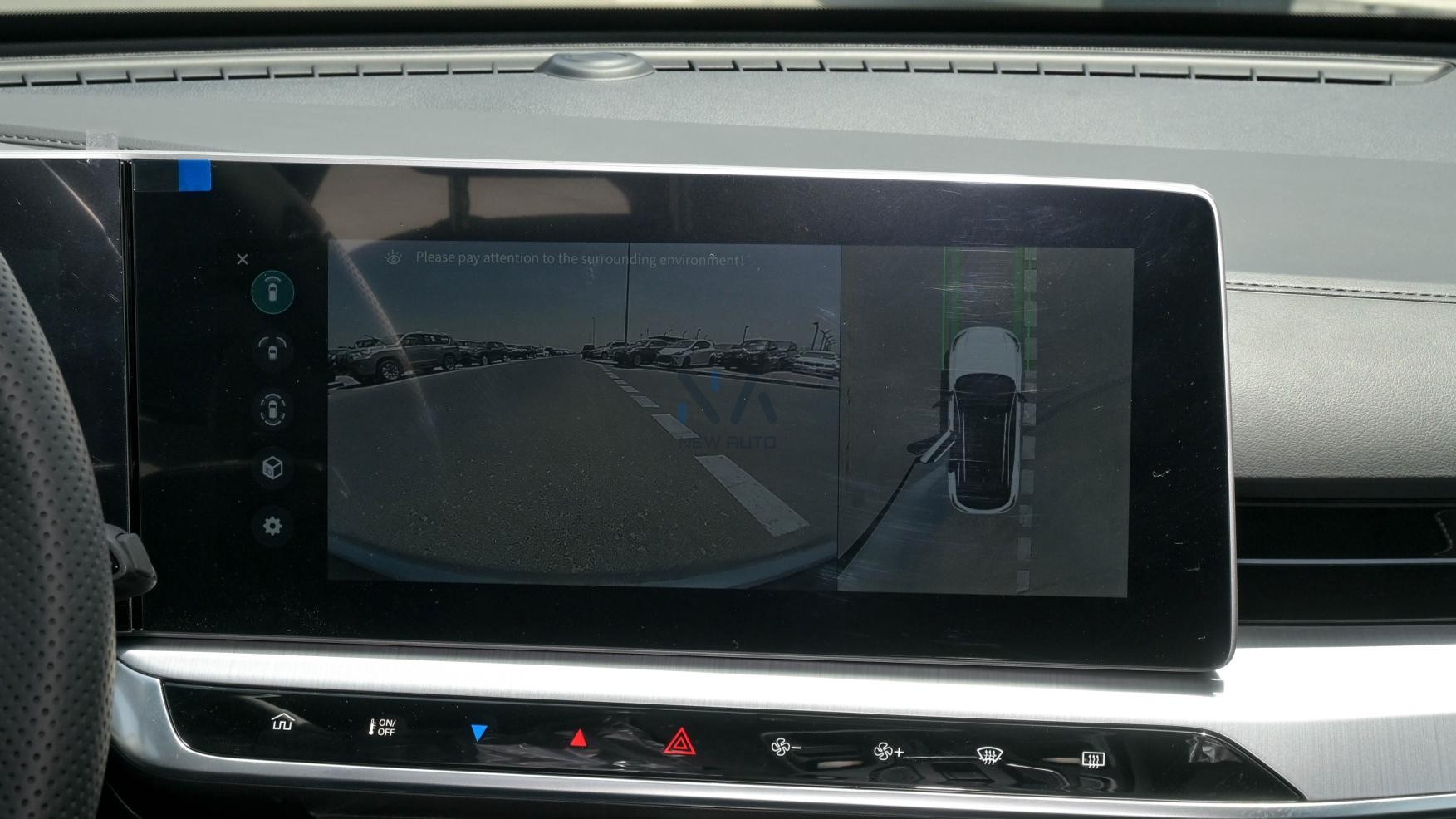 MG One Deluxe (N-DEL-ONE-1.5-24) White – Black 2024