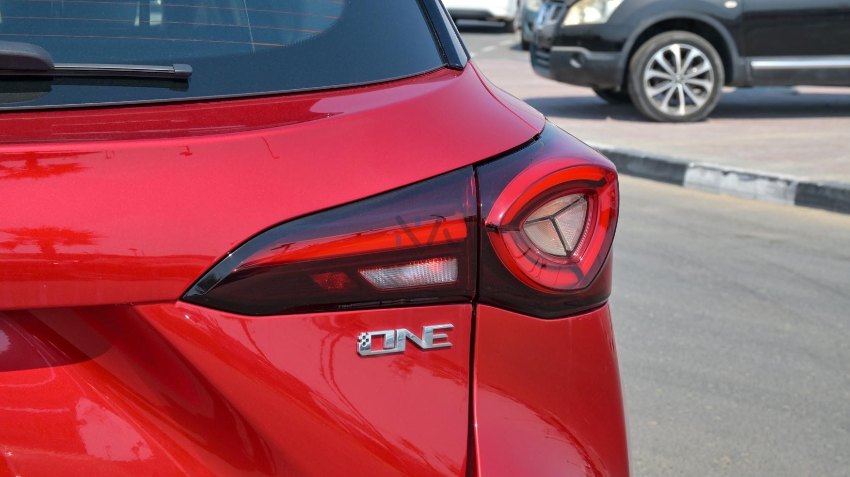 MG One Deluxe(N-DEL-ONE-1.5-24) Red – Black- 2024