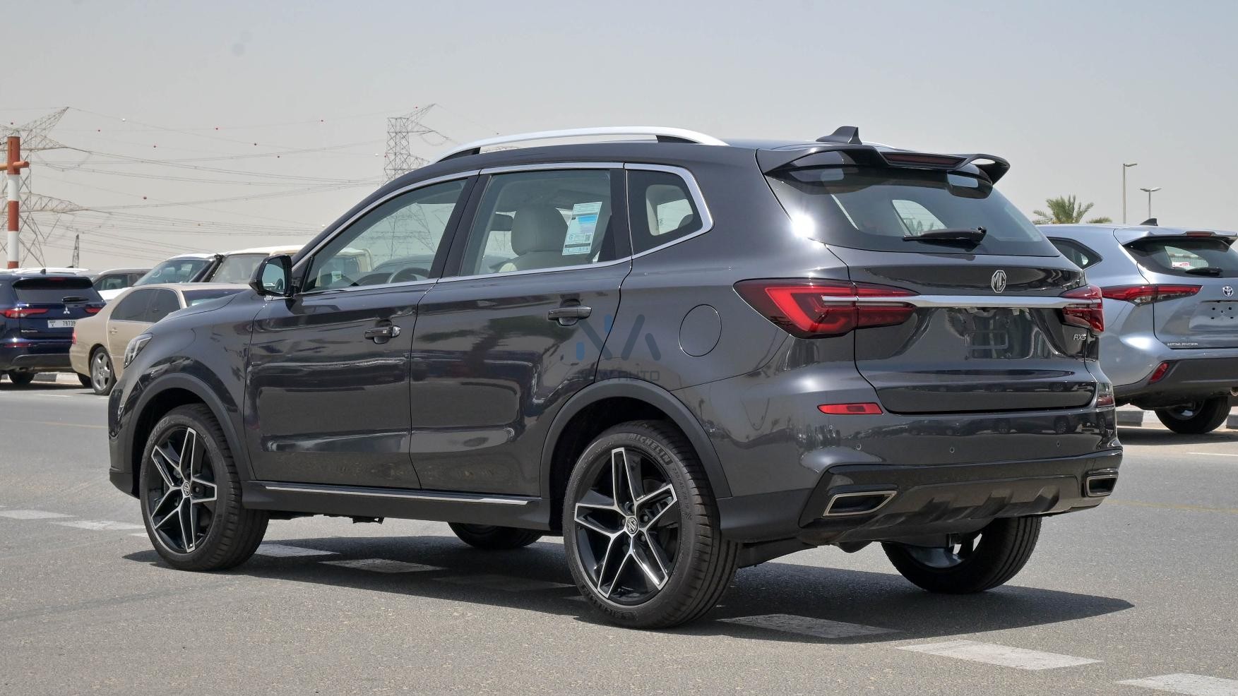 MG RX5 Plus Deluxe Grey – Beige 2024