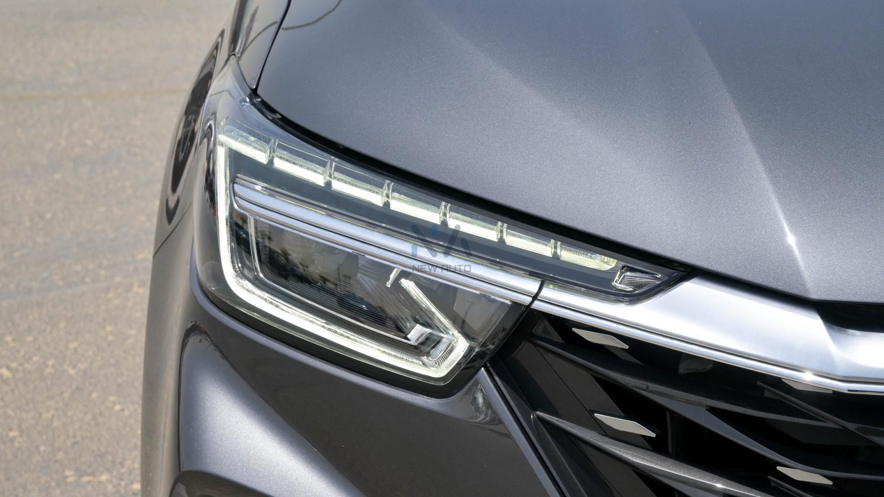 MG RX5 Plus Deluxe Grey – Beige 2024