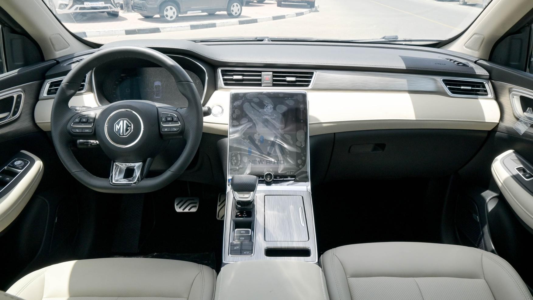 MG RX5 Plus Deluxe Grey – Beige 2024