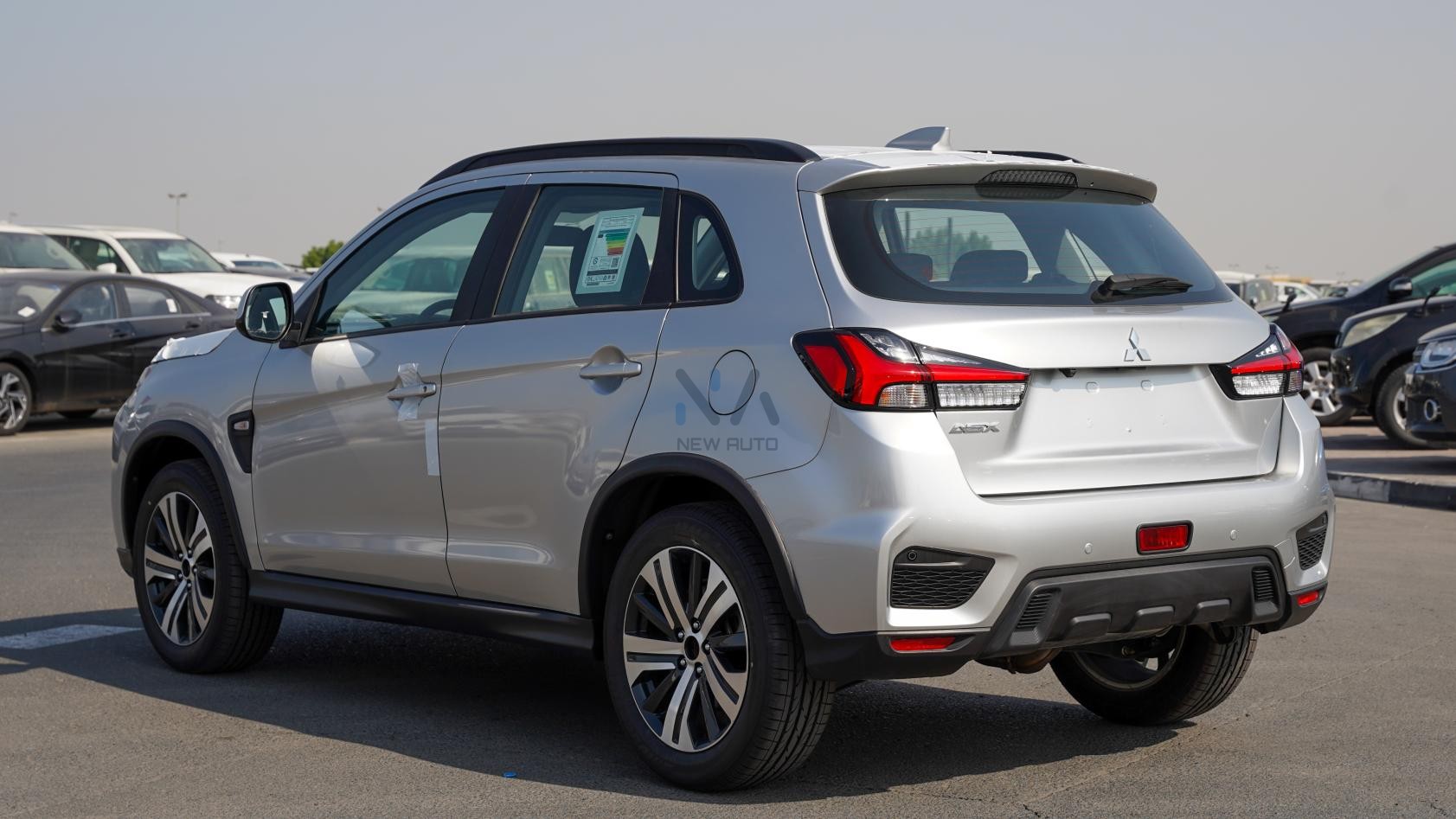 Mitsubishi ASX 2.0 GLX 2WD MEDIUM LINE(ASX-MEDLINE-2WD-25) Silver-Black 2025