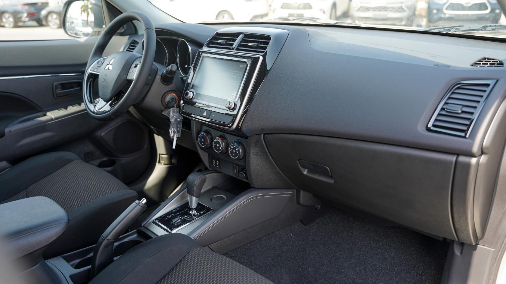 Mitsubishi ASX Basic (ASX-BASIC-AW-26) White-Black 2026