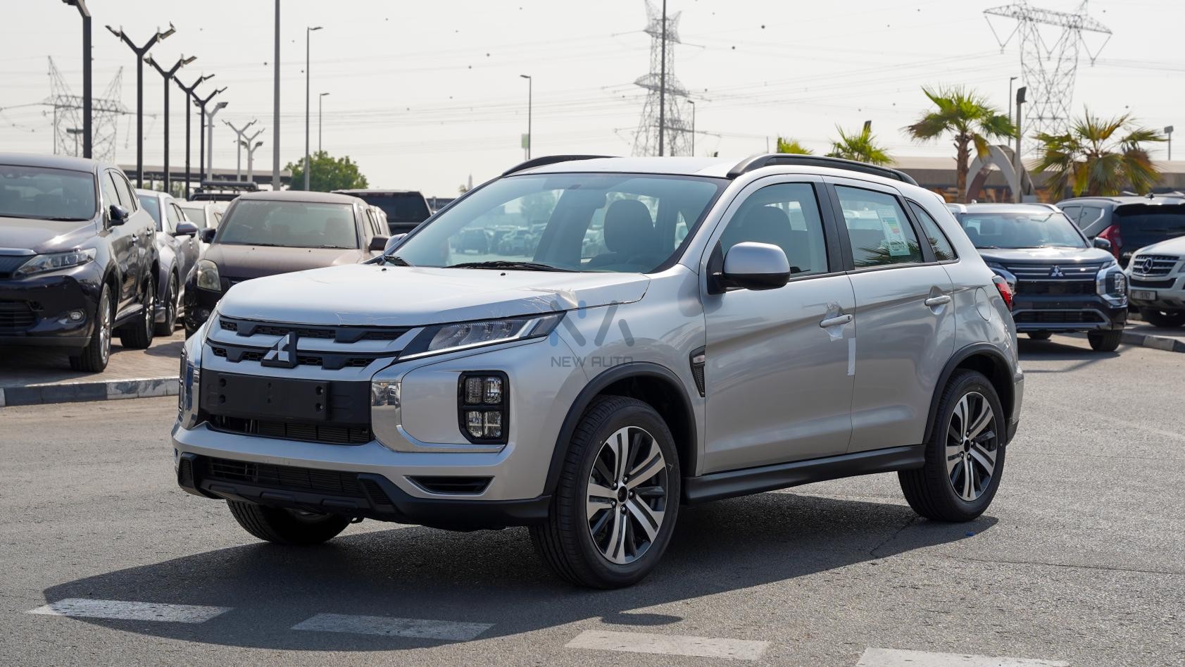 Mitsubishi ASX 2.0 GLX 2WD MEDIUM LINE(ASX-MEDLINE-2WD-25) Silver-Black 2025