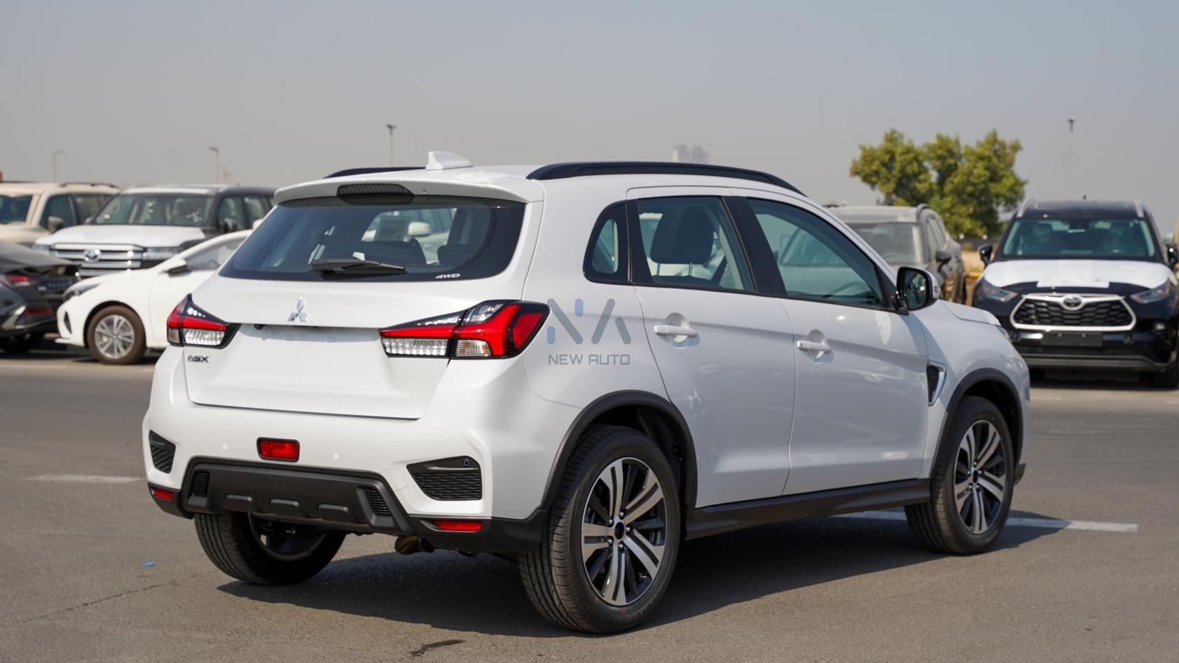 Mitsubishi ASX Luxury Highline (Luxury High Line – GLX)White-Black 2026