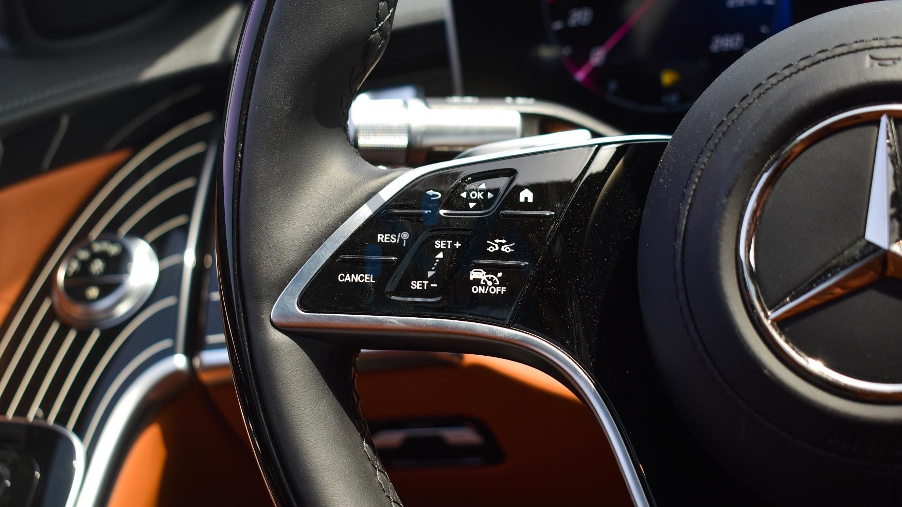 Mercedes-Benz S580 4Matic (S580-4MATIC-23-01) Black-Tan 2023