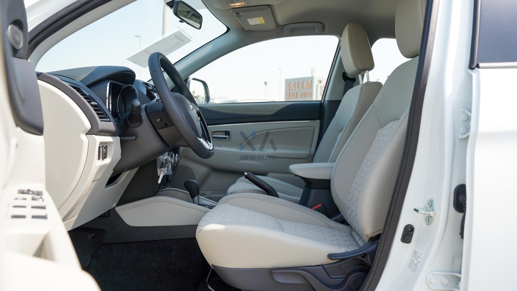 Mitsubishi ASX Medium Line (ASX-MEDLINE-2WD-26)White-Beige2026