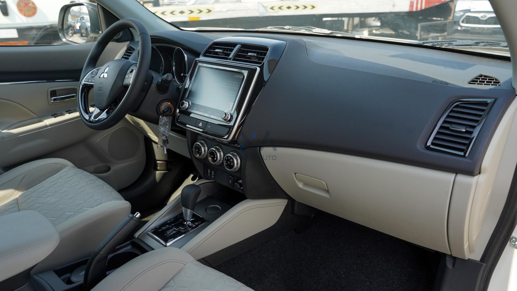 Mitsubishi ASX Medium Line (ASX-MEDLINE-2WD-26)White-Beige2026