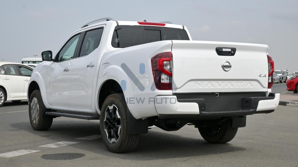 Nissan Navara N NIS P 2.5 24 White Black 2024 04 1024x576