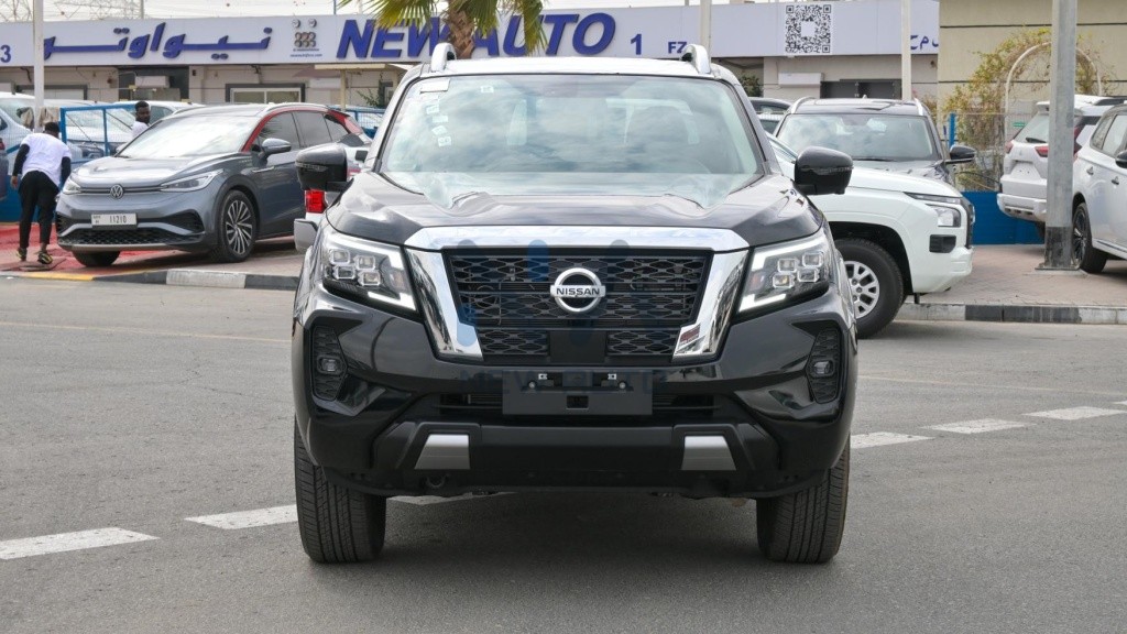 Nissan Navara N NIS P 2.5 24Black Black 2024 02 1024x576