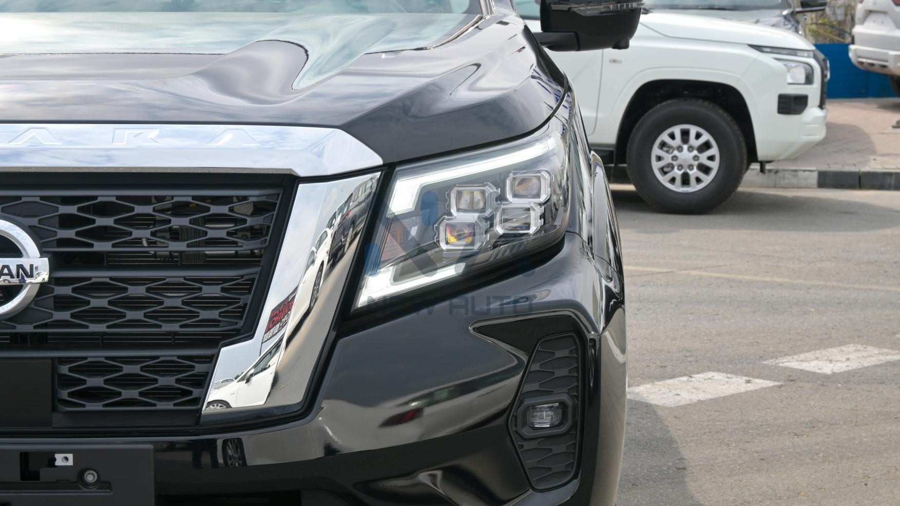 Nissan Navara( N-NIS-P-2.5-24) Black-Black 2024