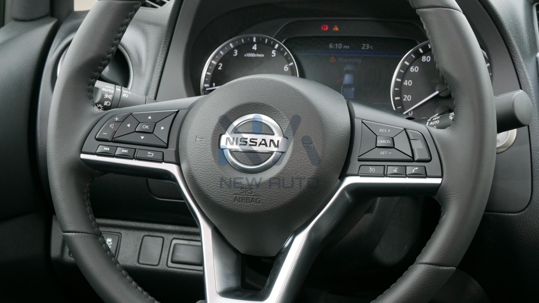Nissan Navara( N-NIS-P-2.5-24) Black-Black 2024