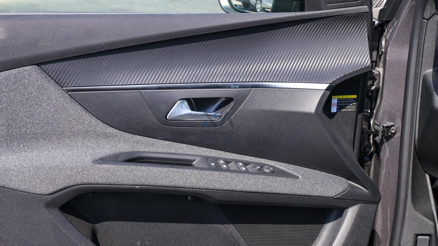 PEUGEOT 3008 ACTIVE (N-PE-ACT-1.6-25-03) Grey – Black – 2025