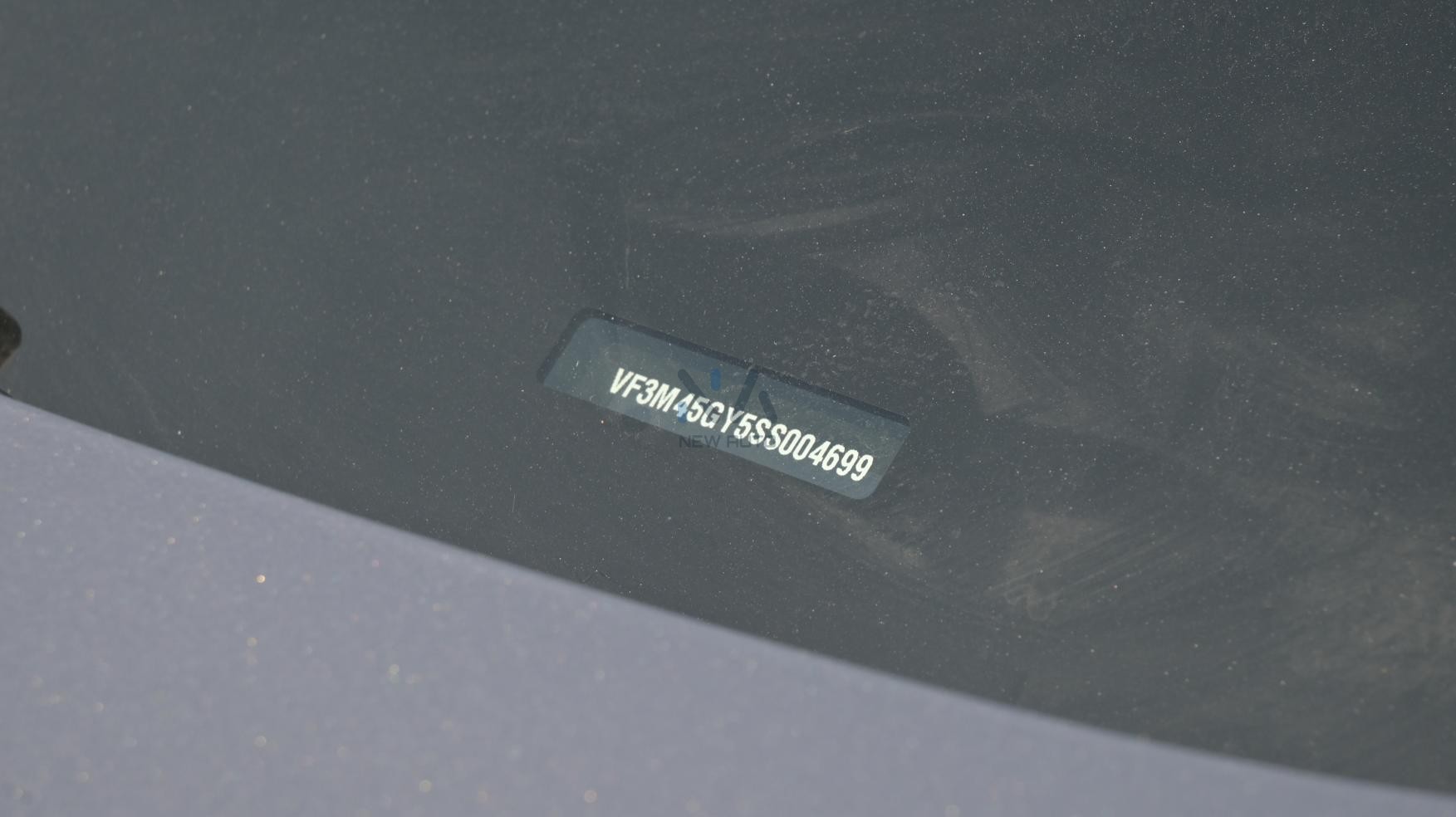 PEUGEOT 3008 ACTIVE (N-PE-ACT-1.6-25-03) Silver-Black – 2025