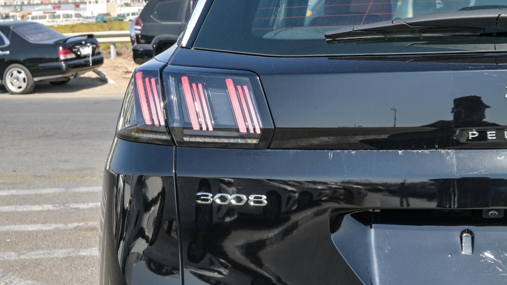 PEUGEOT 3008 GT LINE (N-PE-GT-1.6-25) Black-Red2025