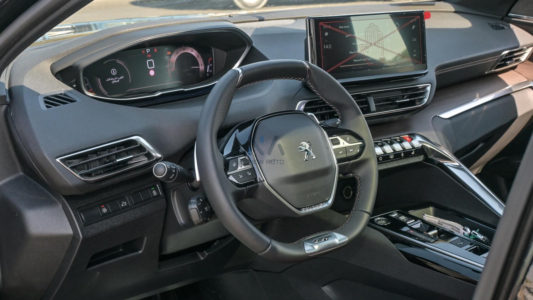 PEUGEOT 3008 GT LINE (N-PE-GT-1.6-25) Black-Red2025