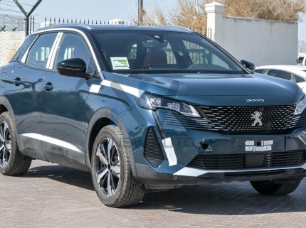 Peugeot 3008 GT Line 1.6L 2025 Extérieur bleu Intérieur rouge