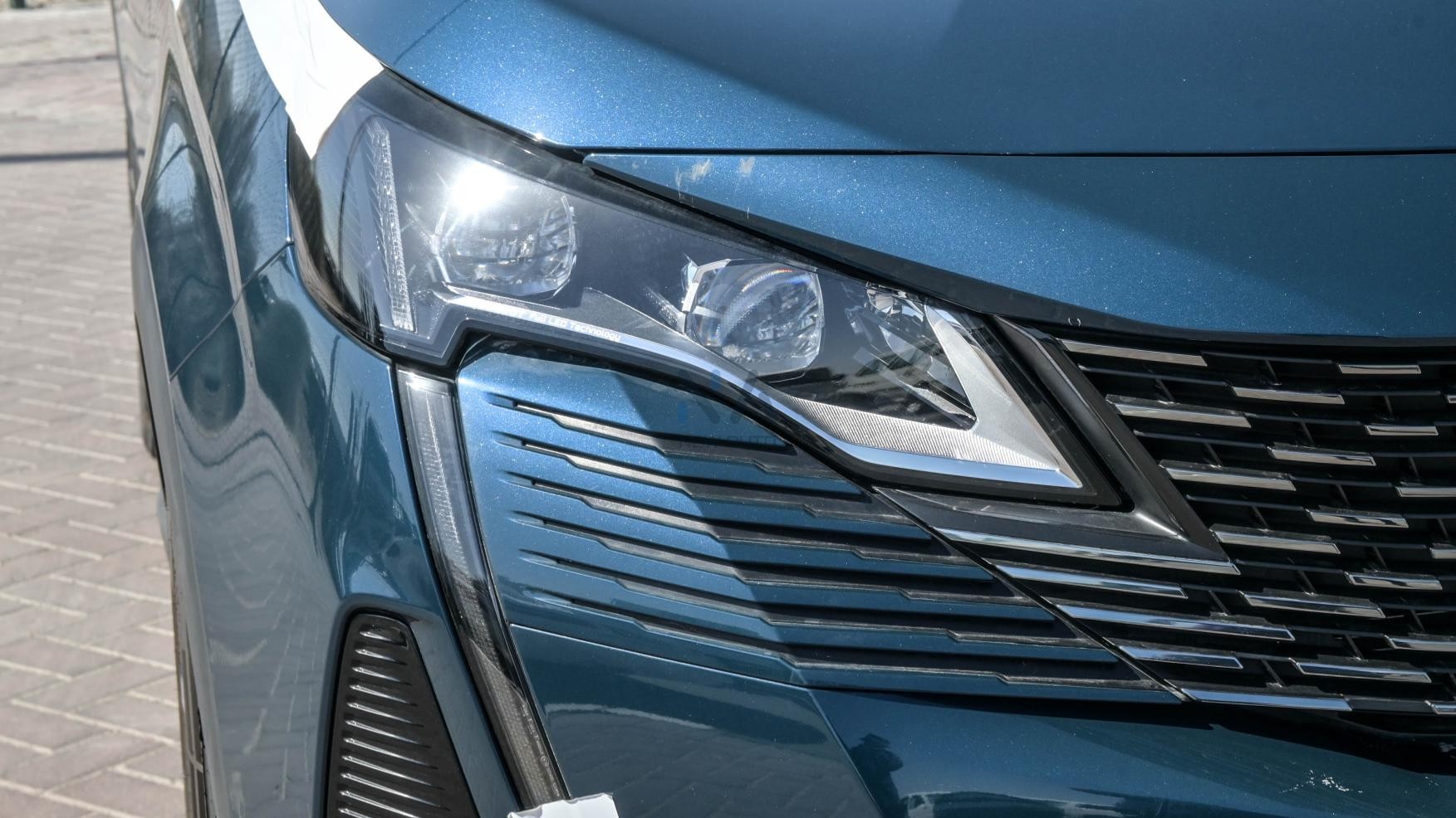 PEUGEOT 3008 GT LINE (N-PE-GT-1.6-25) Blue-Red 2025