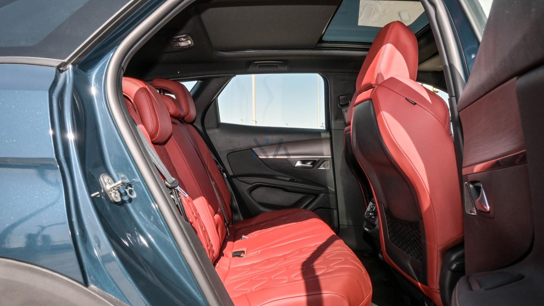 PEUGEOT 3008 GT LINE (N-PE-GT-1.6-25) Blue-Red 2025