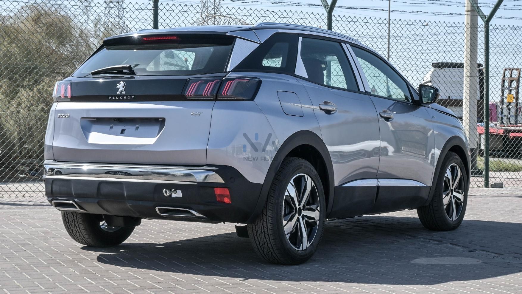 PEUGEOT 3008 GT LINE (N-PE-GT-1.6-25) Silver-Red 2025