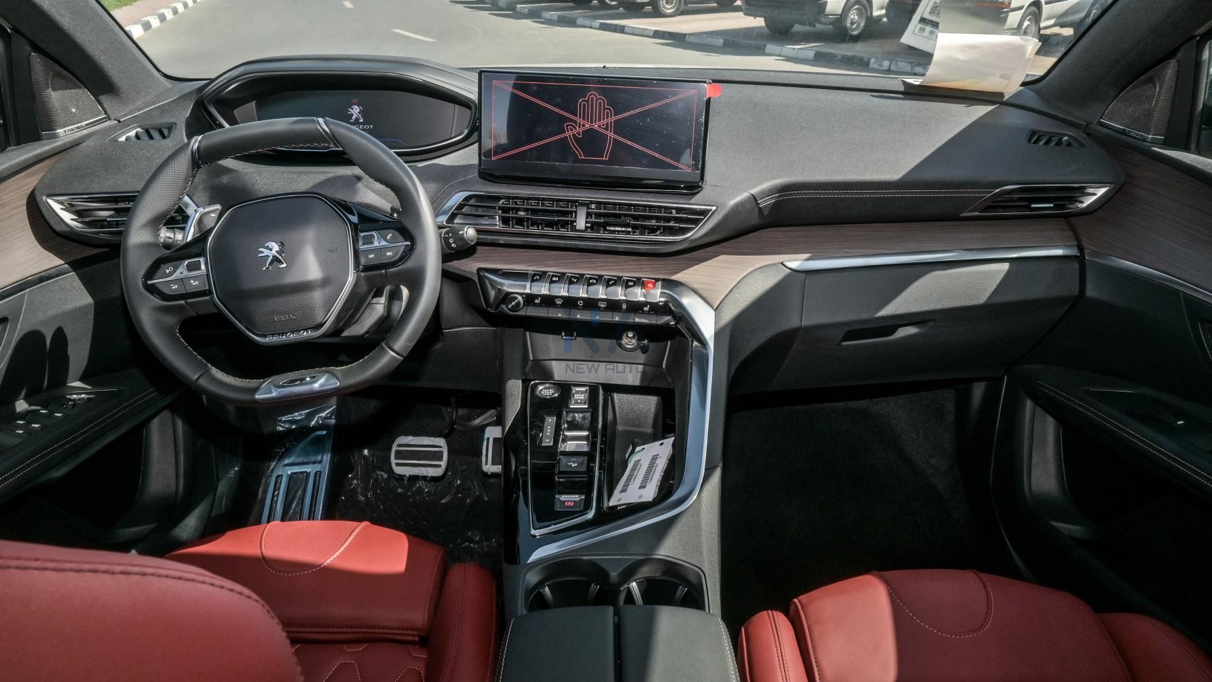 PEUGEOT 3008 GT LINE (N-PE-GT-1.6-25) White-Red 2025