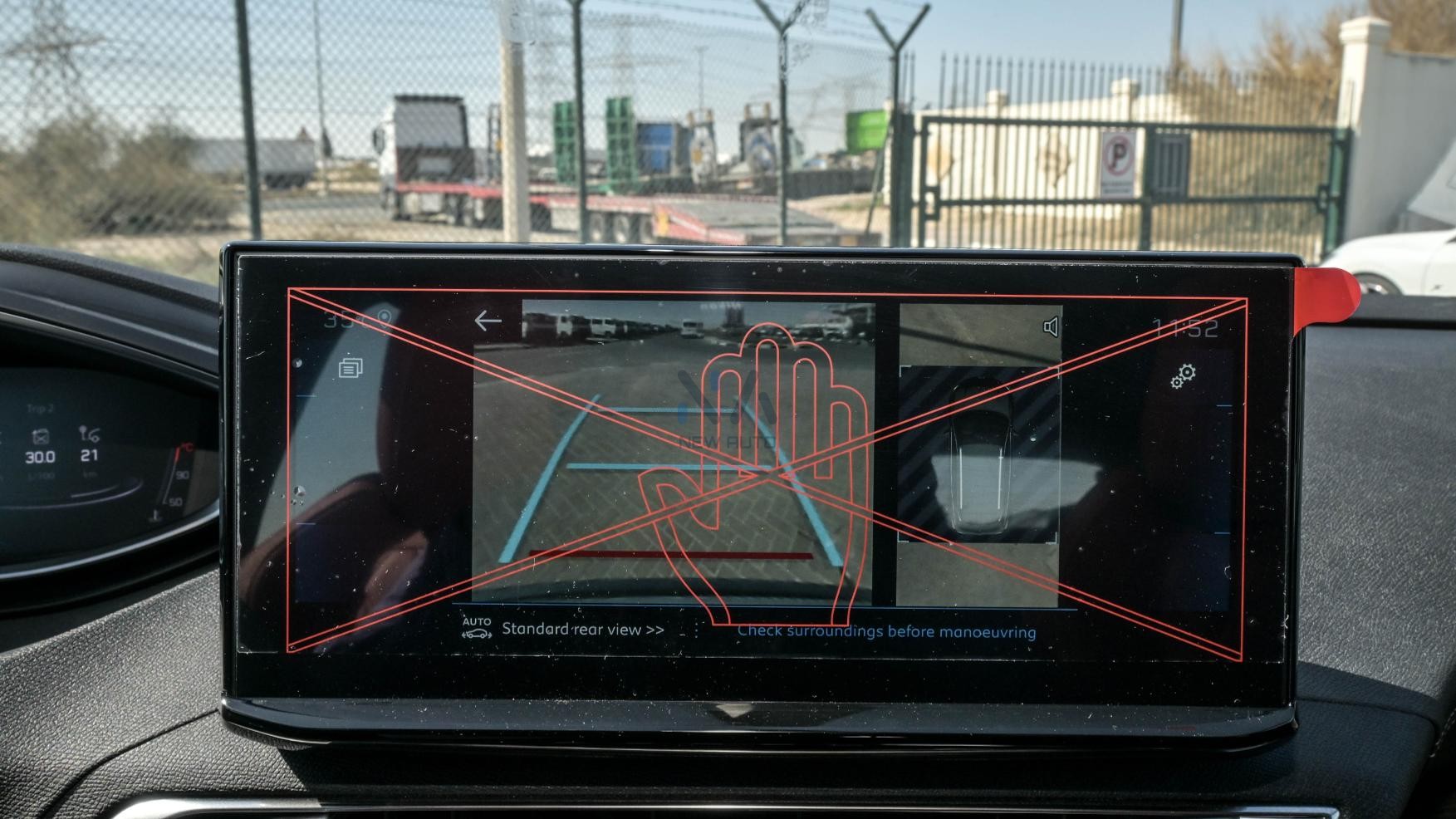 PEUGEOT 3008 GT LINE (N-PE-GT-1.6-25) White-Red 2025