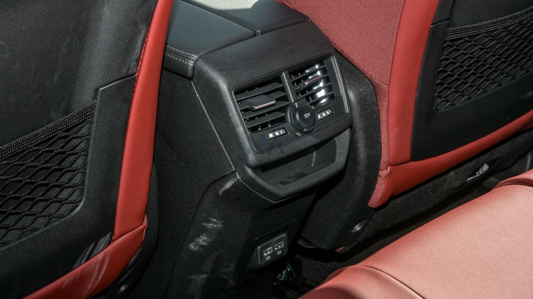 PEUGEOT 3008 GT LINE (N-PE-GT-1.6-25) White-Red 2025