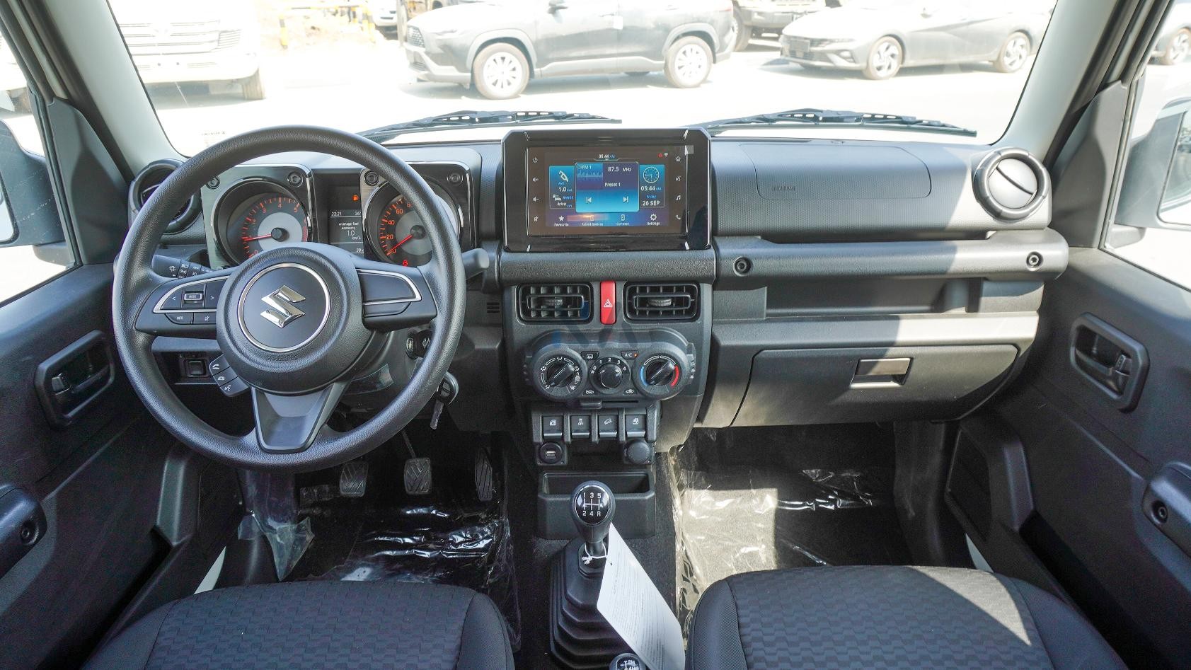 SUZUKI JIMNY 5Dr GL 5MT G26 (N-JIMY-5D-1.5-26) White-Black