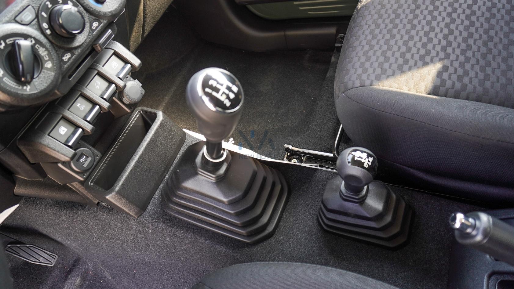 SUZUKI JIMNY 3Dr GL 5MT A26 (N-JIMY-3D-1.5-26) Green-Black 2026