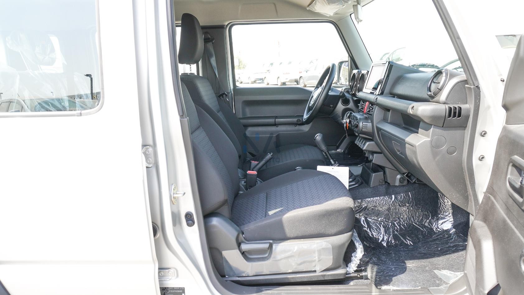 SUZUKI JIMNY 5Dr GL 5MT G26 (N-JIMY-5D-1.5-26) Silver-Black