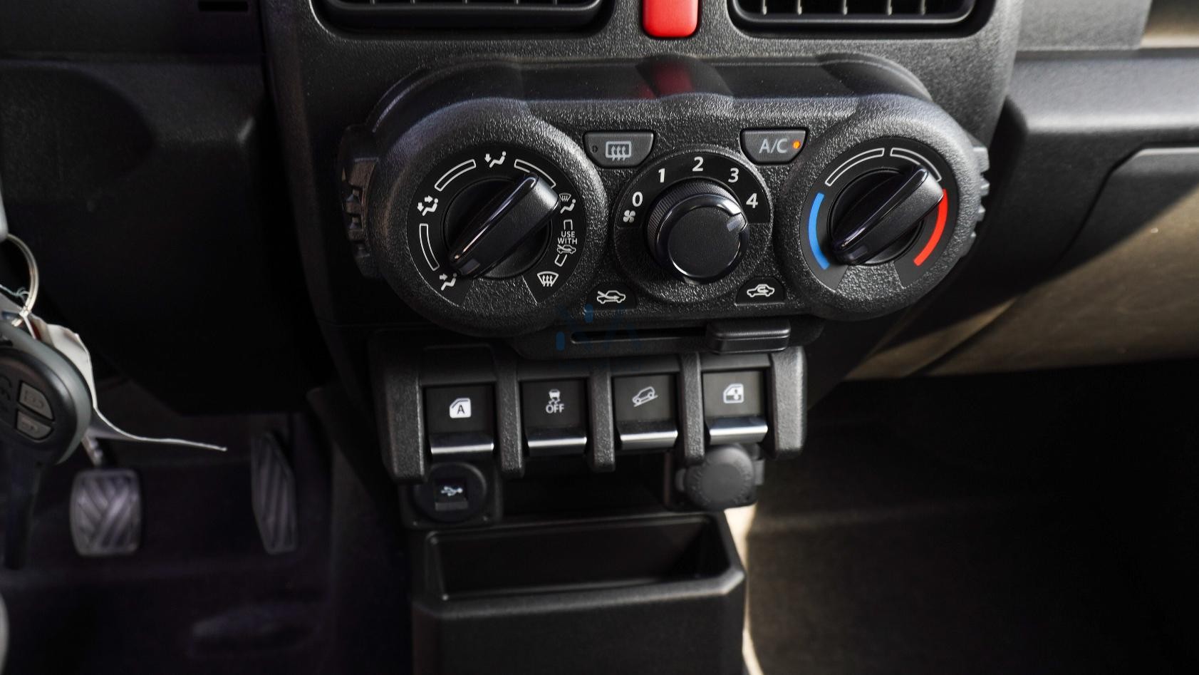 SUZUKI JIMNY 3Dr GL 5MT A26 (N-JIMY-3D-1.5-26) Green-Black 2026